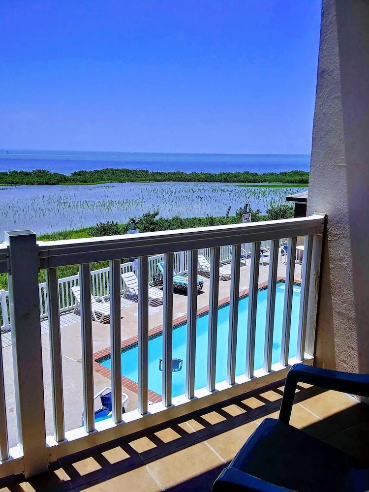 Blue Bay Inn And Suites South Padre Island Esterno foto