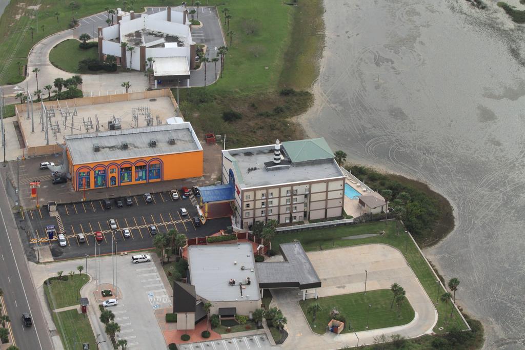 Blue Bay Inn And Suites South Padre Island Esterno foto