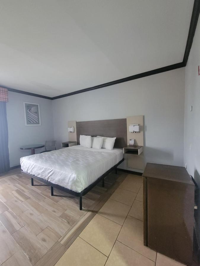 Blue Bay Inn And Suites South Padre Island Esterno foto