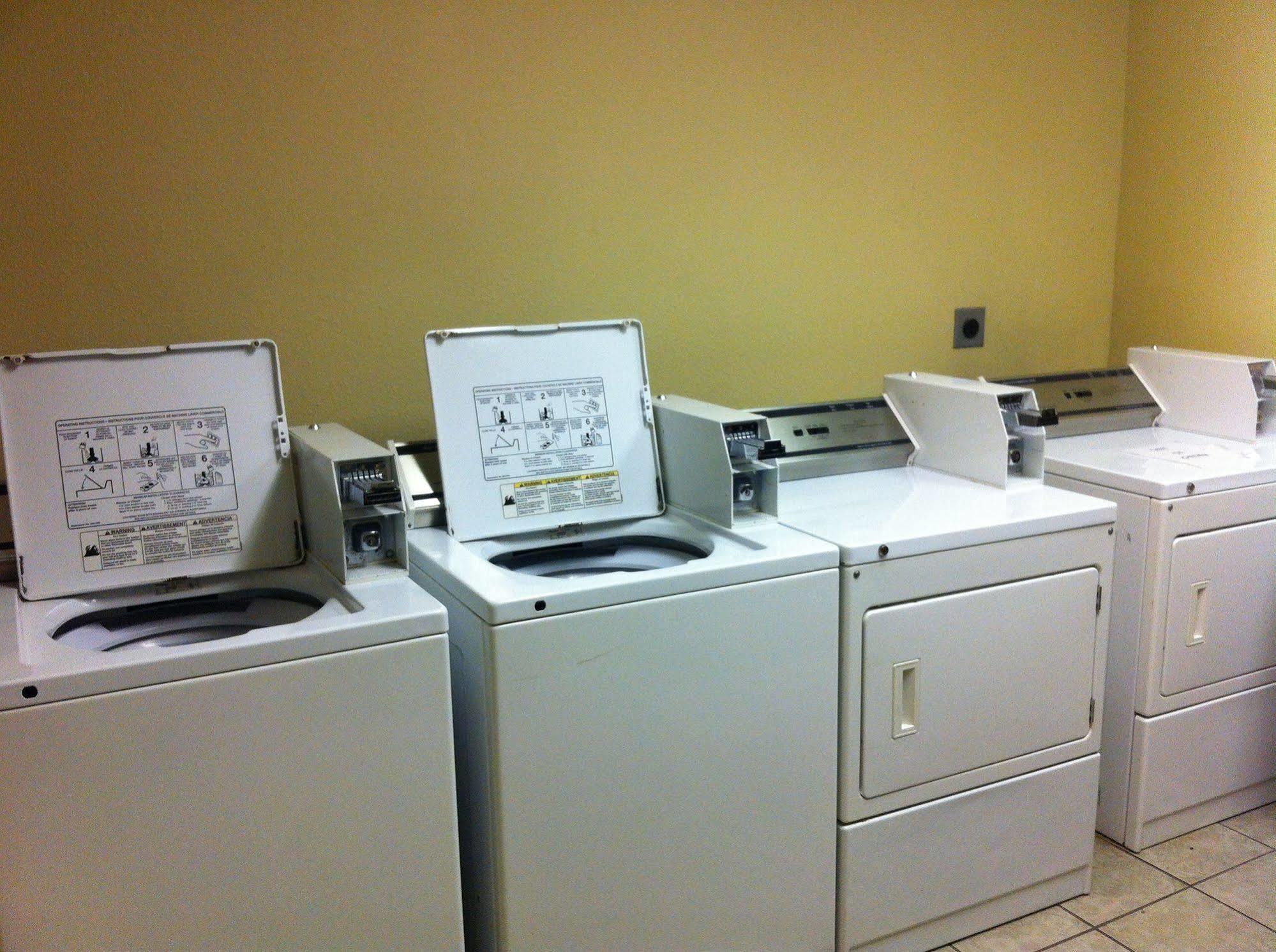 Blue Bay Inn And Suites South Padre Island Esterno foto