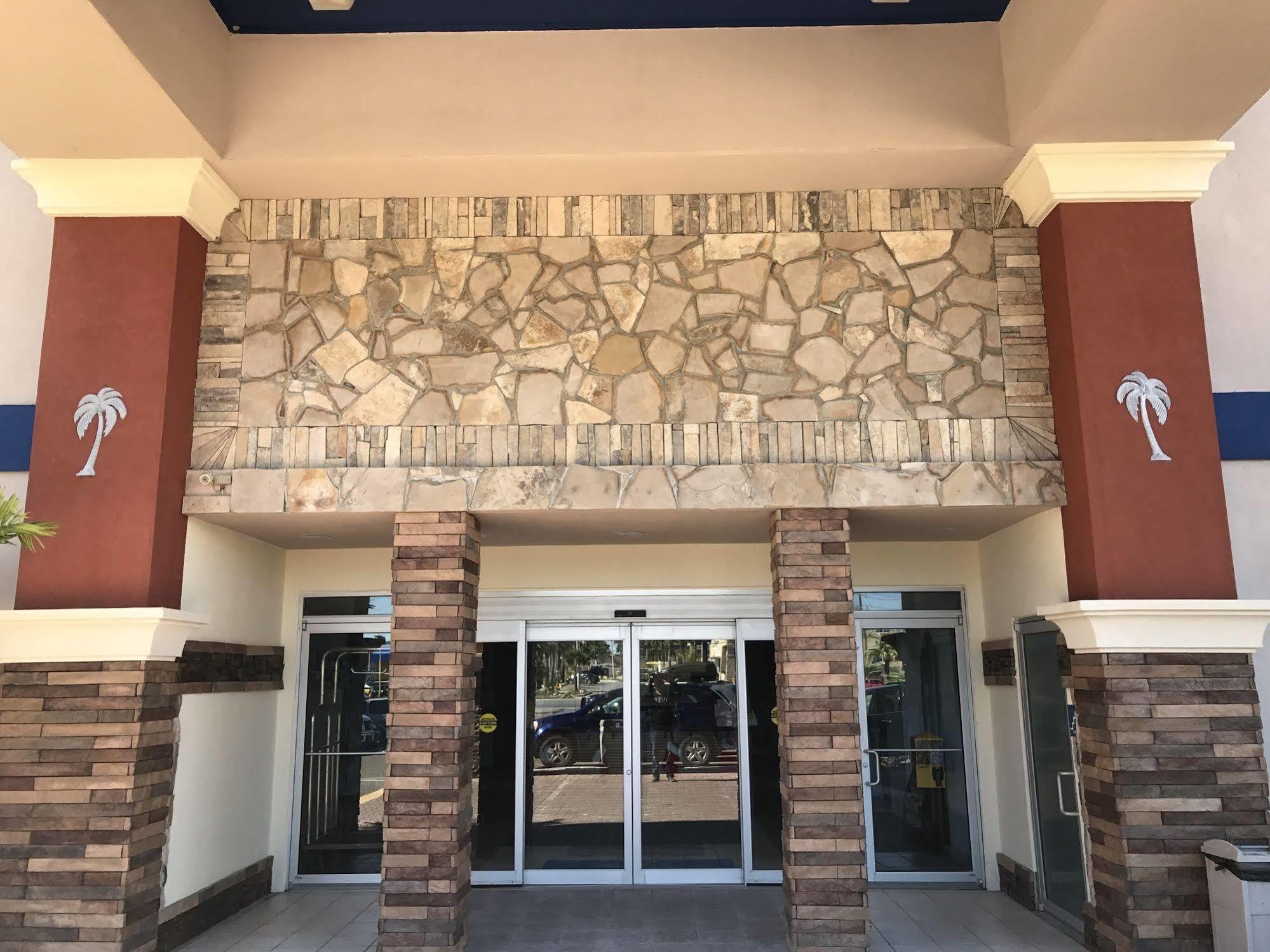 Blue Bay Inn And Suites South Padre Island Esterno foto