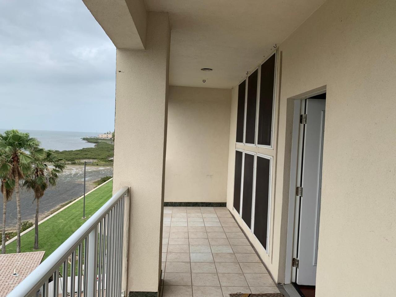 Blue Bay Inn And Suites South Padre Island Esterno foto